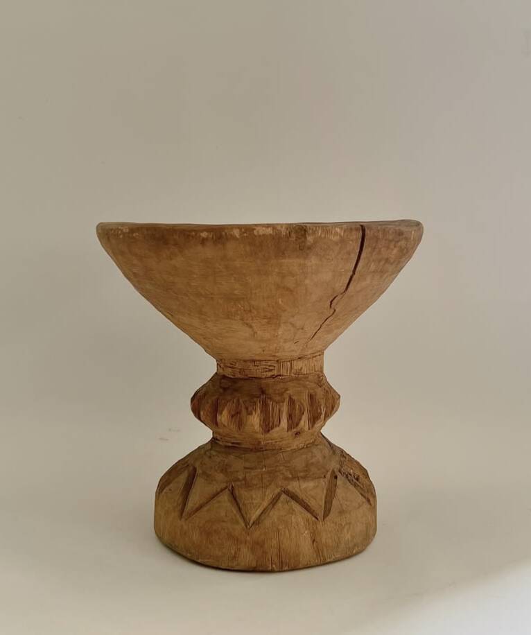 African stool / end table / bedside table in carved solid wood
