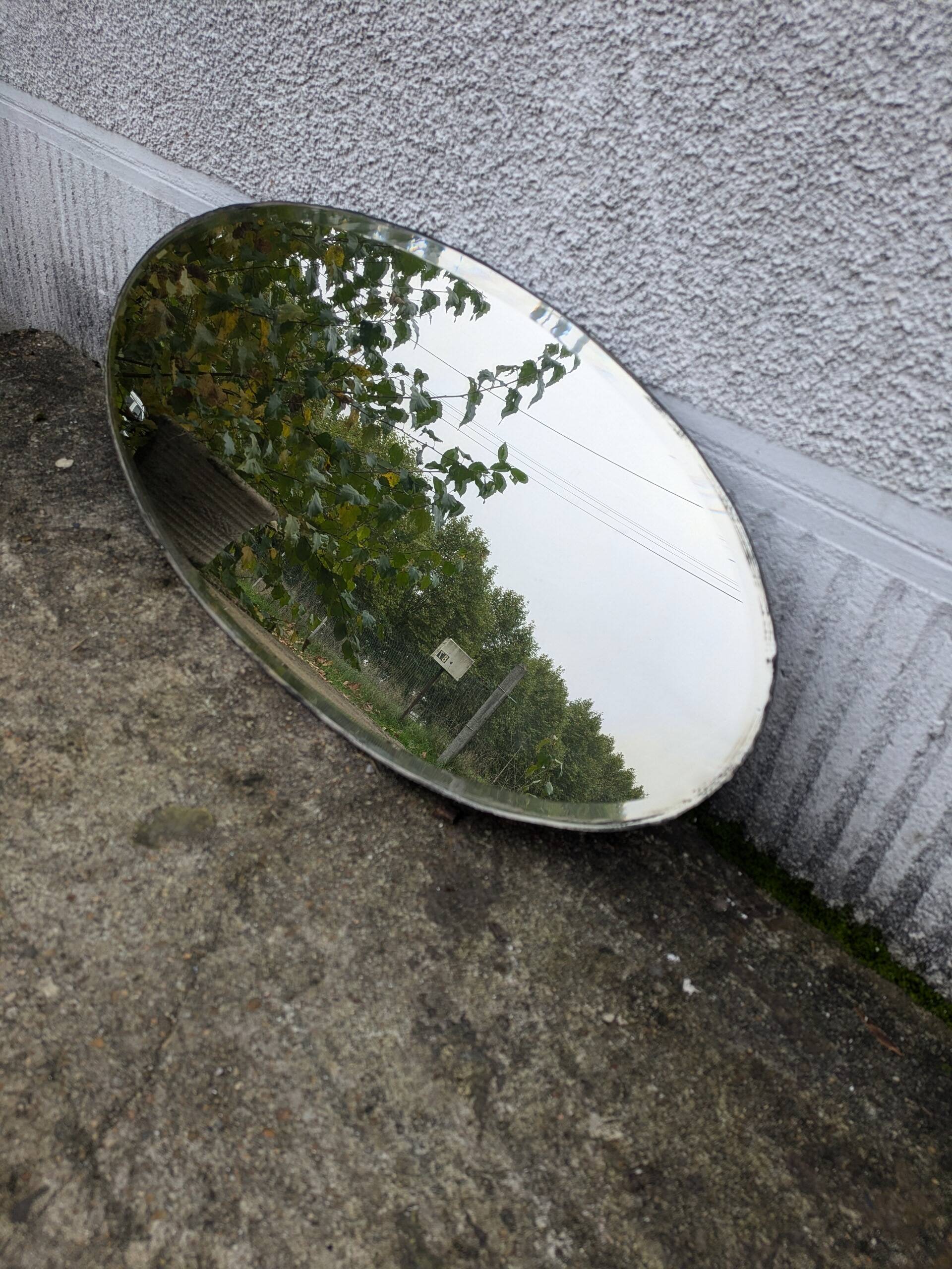 Oval mirror