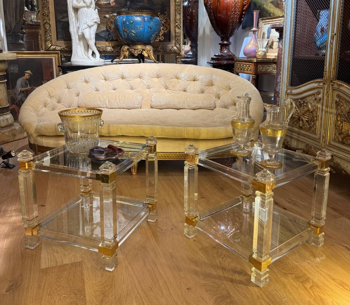 Pair of side tables from the 20th century in plexiglass and glass.