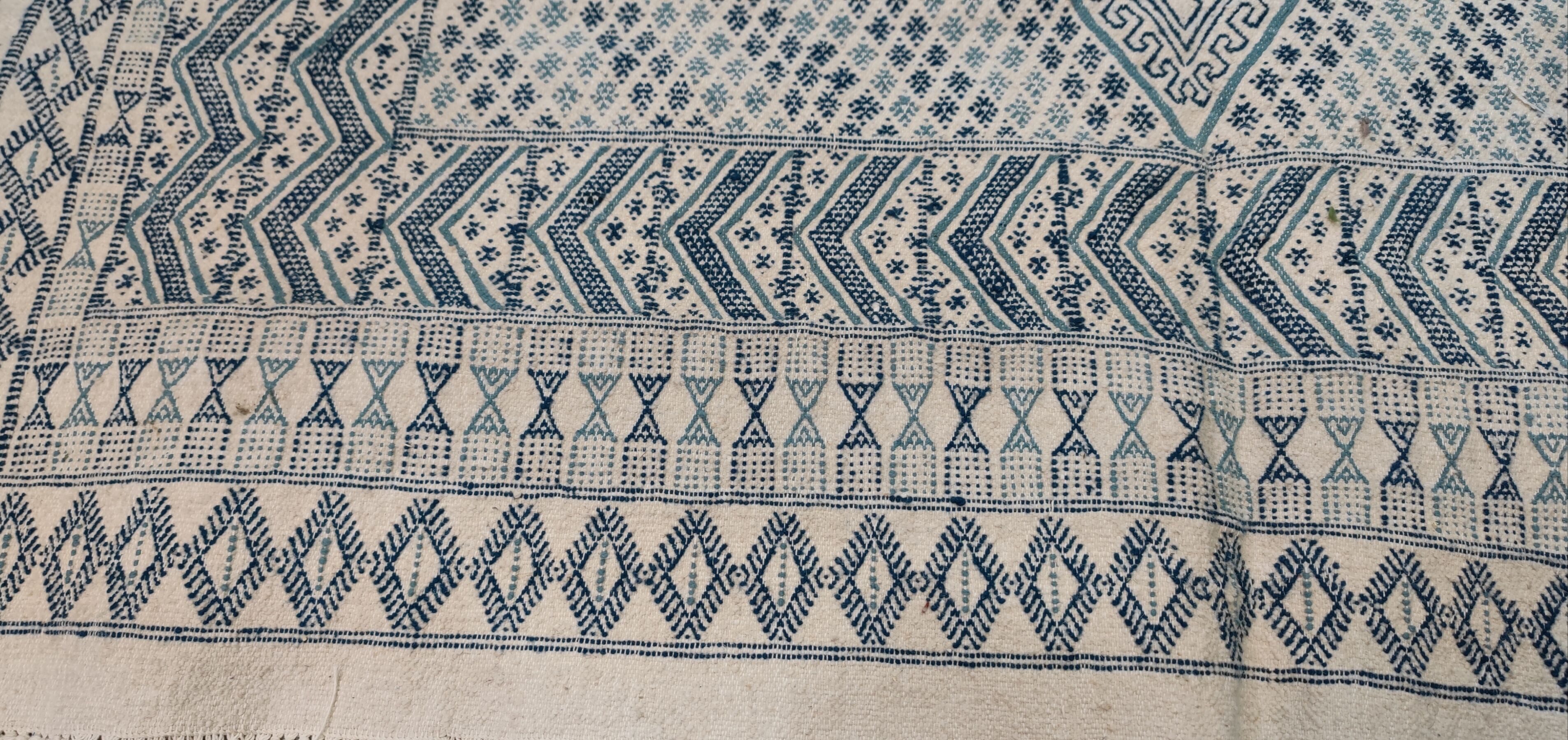 Traditional white and blue margoum carpet woven hands in pure wool