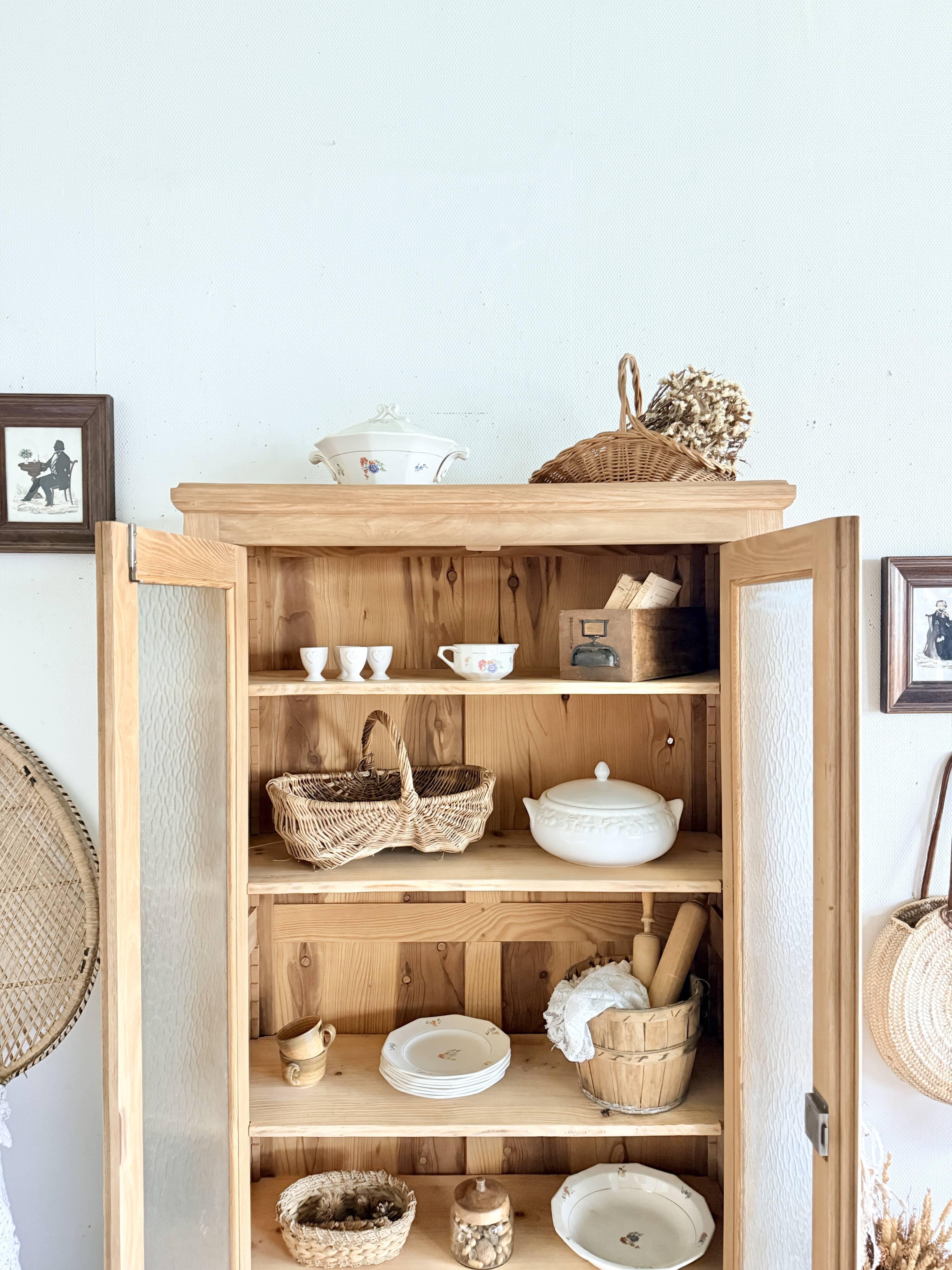 Antique display cabinet/sideboard