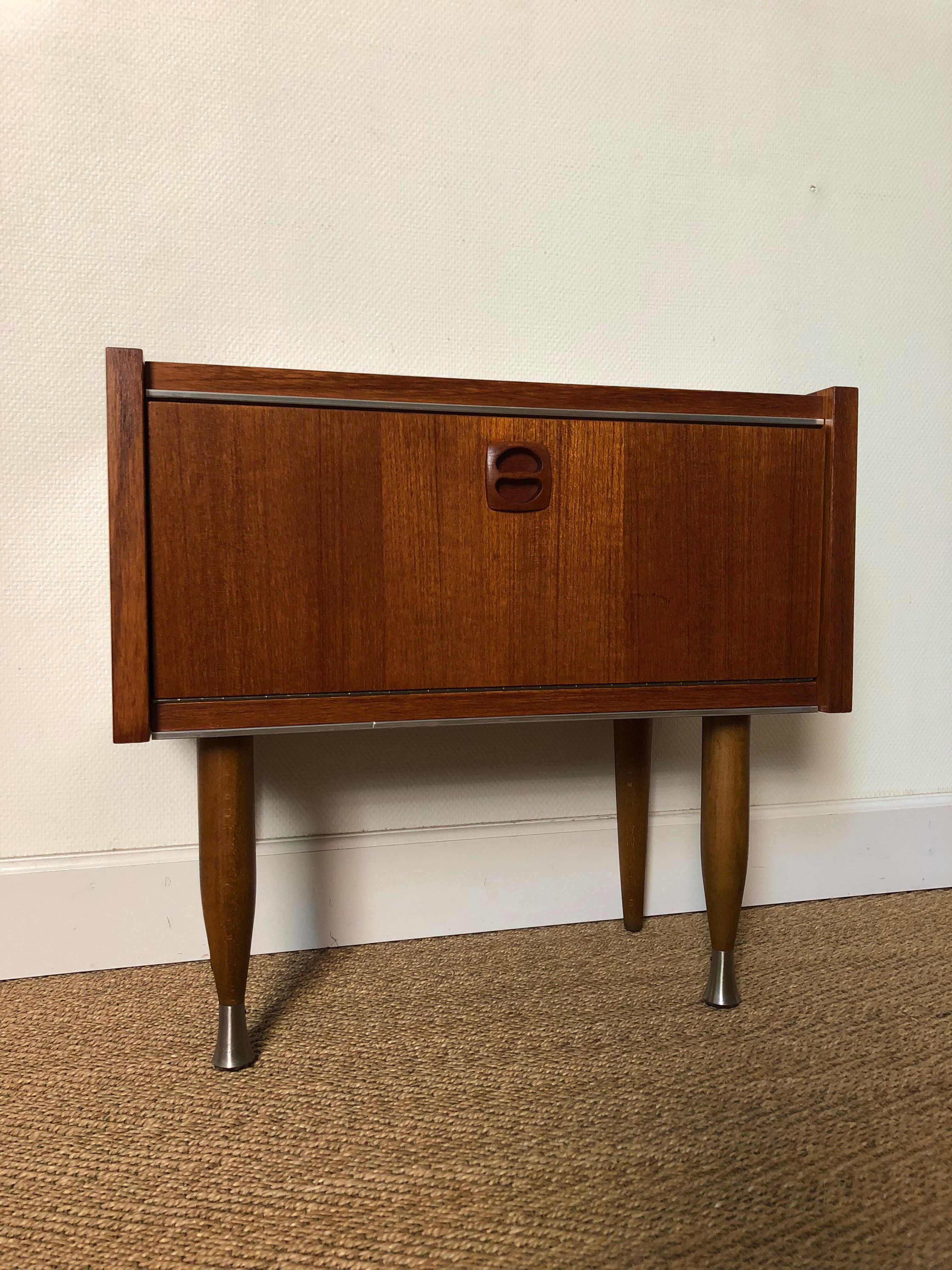 Pair of bedside tables