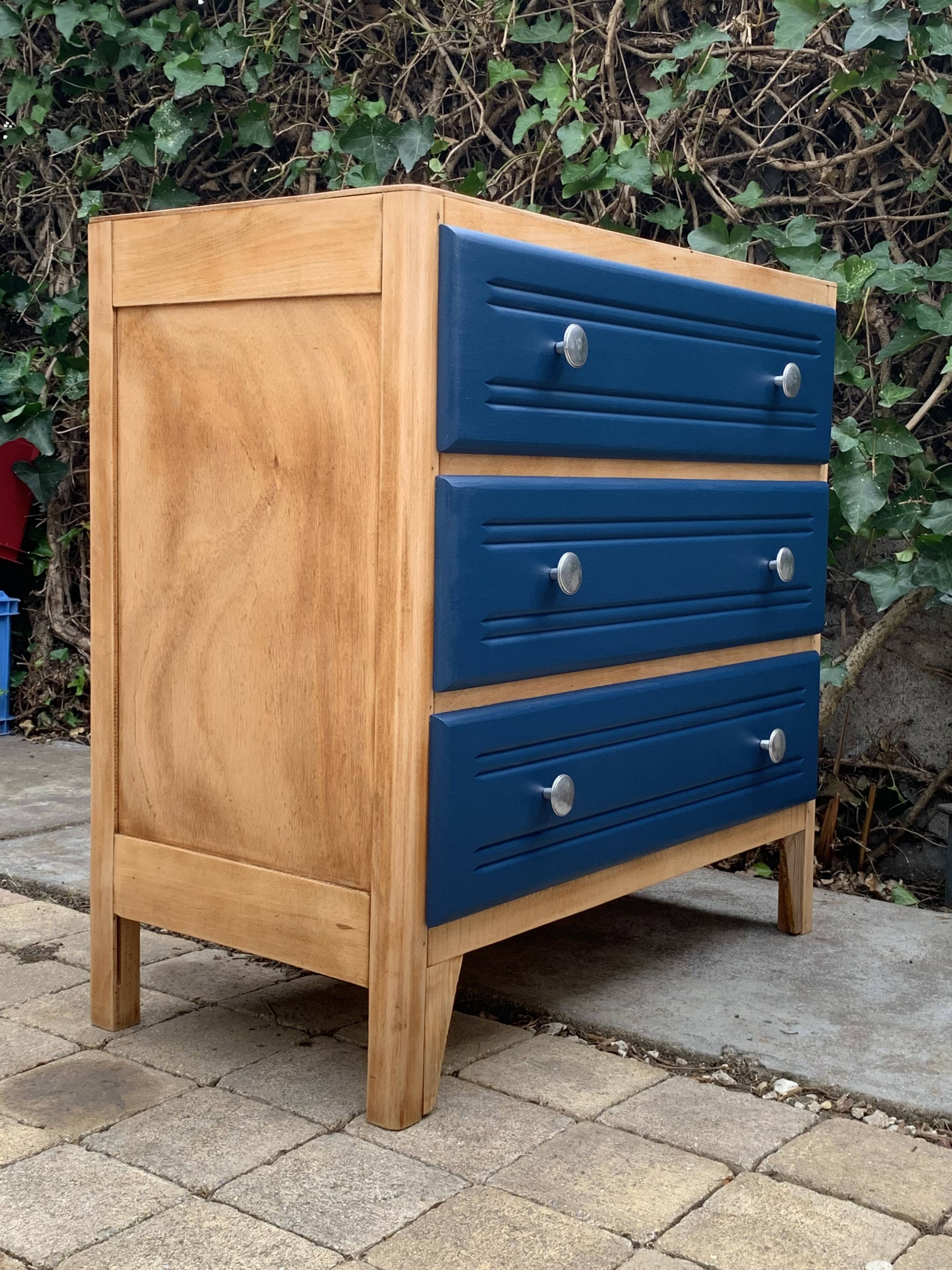 Art Deco chest of drawers in raw wood and blue, 1940