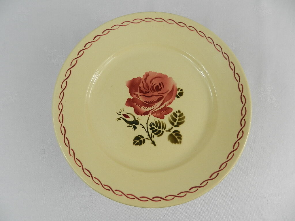 12 assiettes plates Badonviller