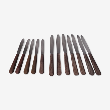 Set of brown Bakelite handle knives