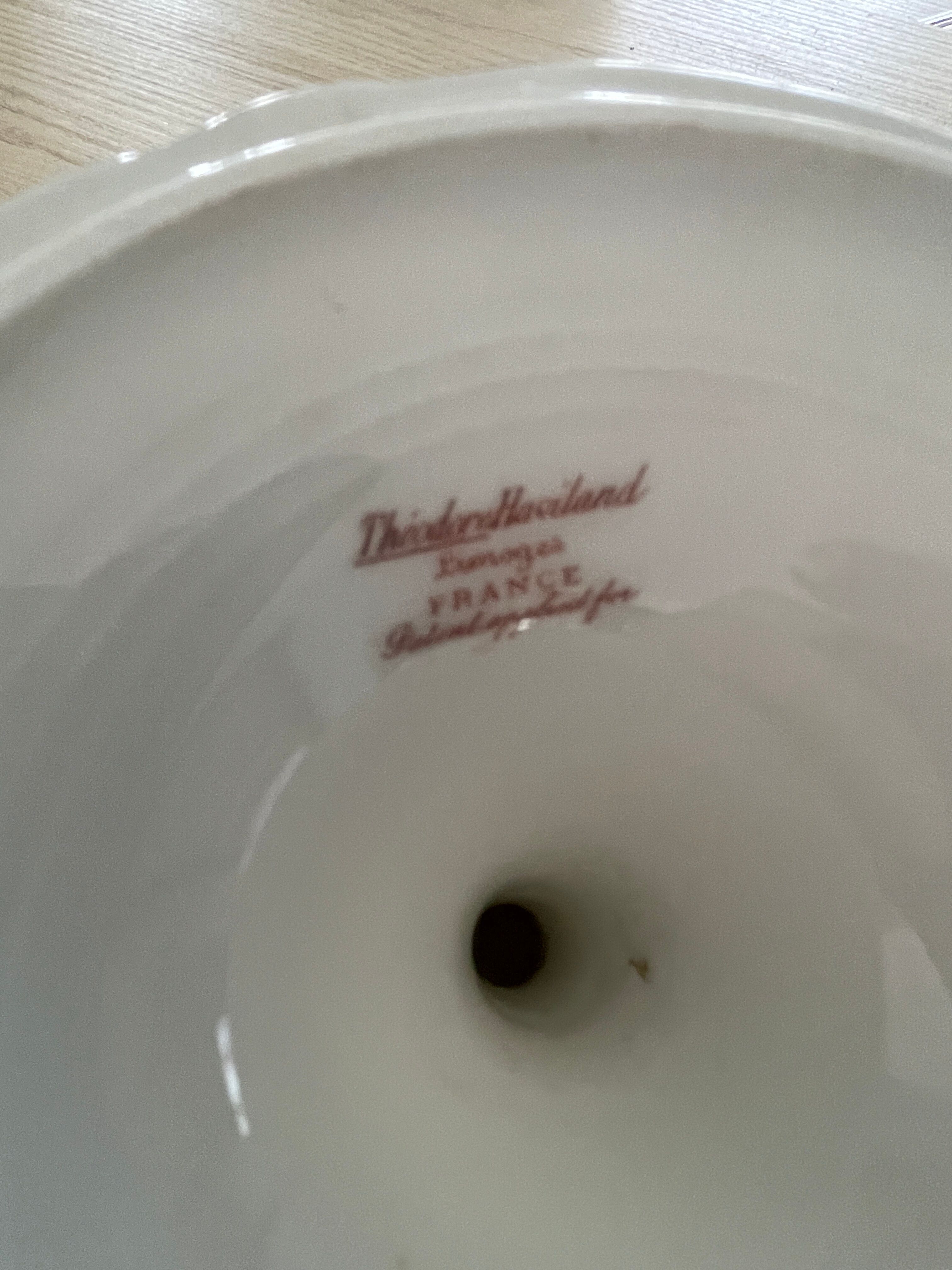 Haviland piedouche dish