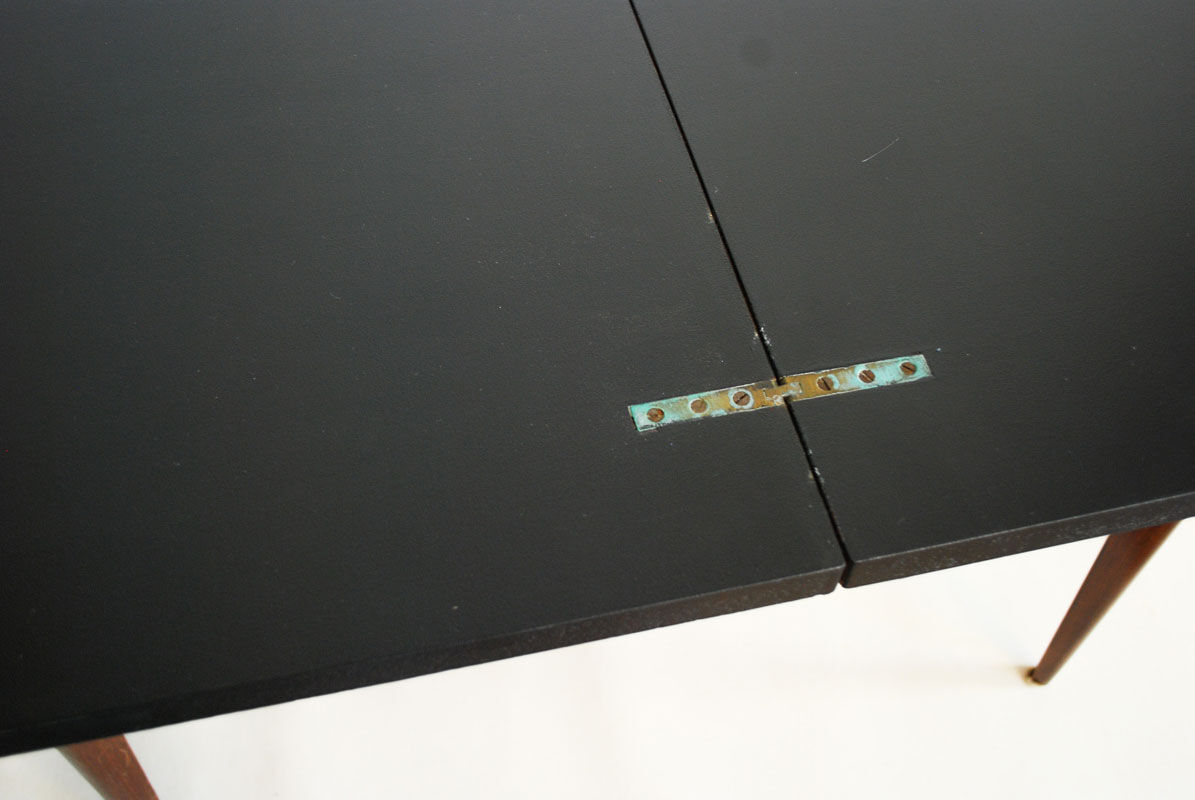 Table feet compass portfolio