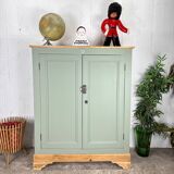 Armoire parisienne