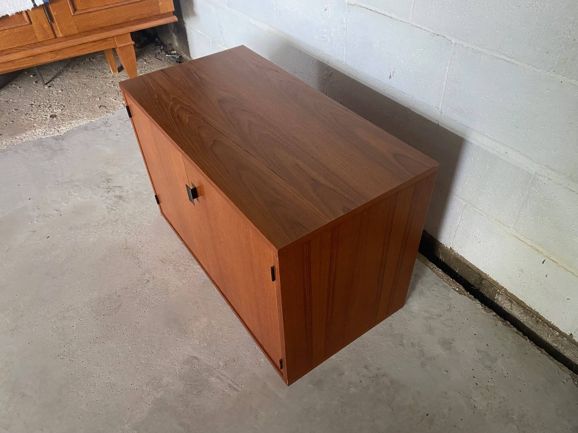 Storage unit module A (B) in Scandinavian teak from the 60s