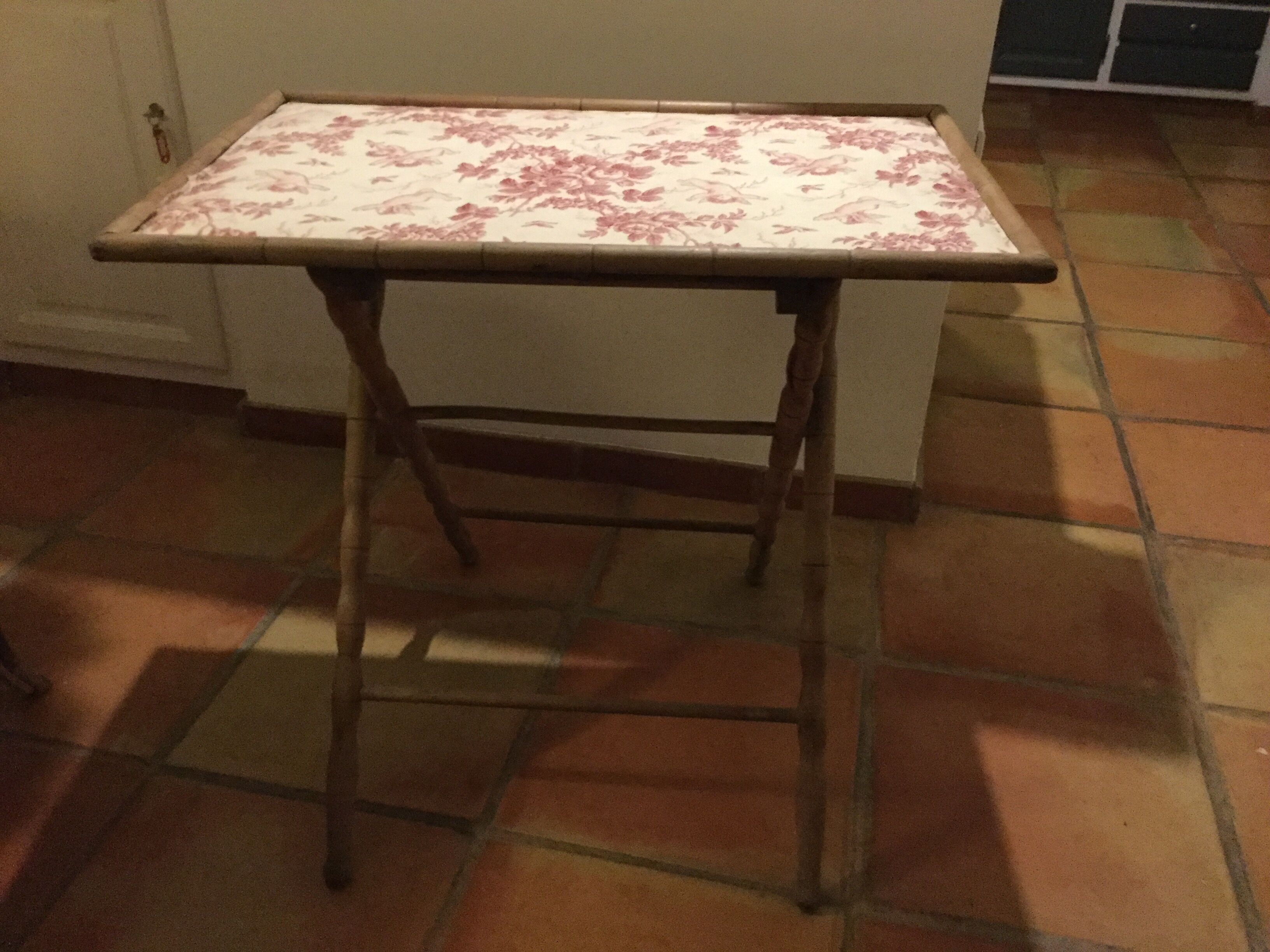 The end XIX wood folding table