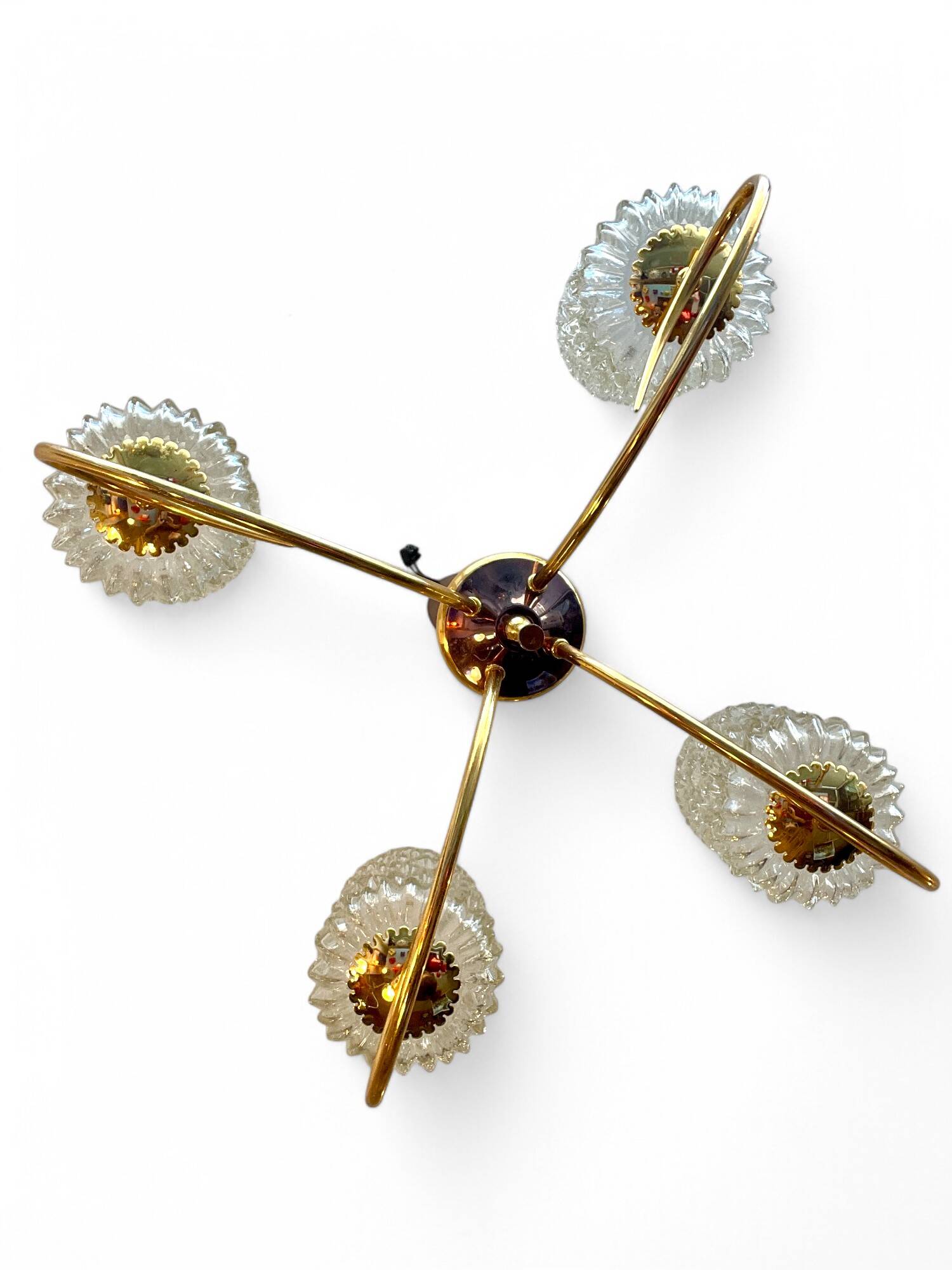 Vintage 4-light chandelier in chiseled glass