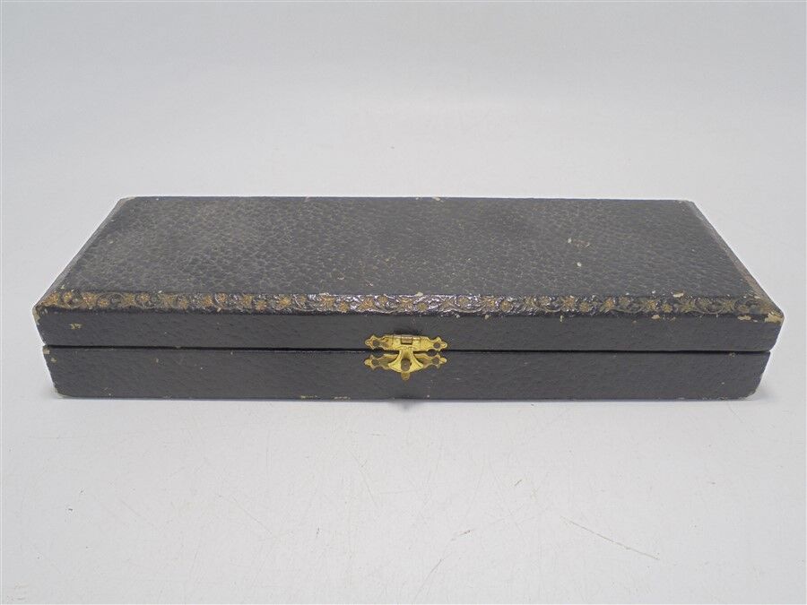 Set of 6 antique knives