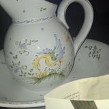 Vase Moustiers workshop A.Baratta (A.B)