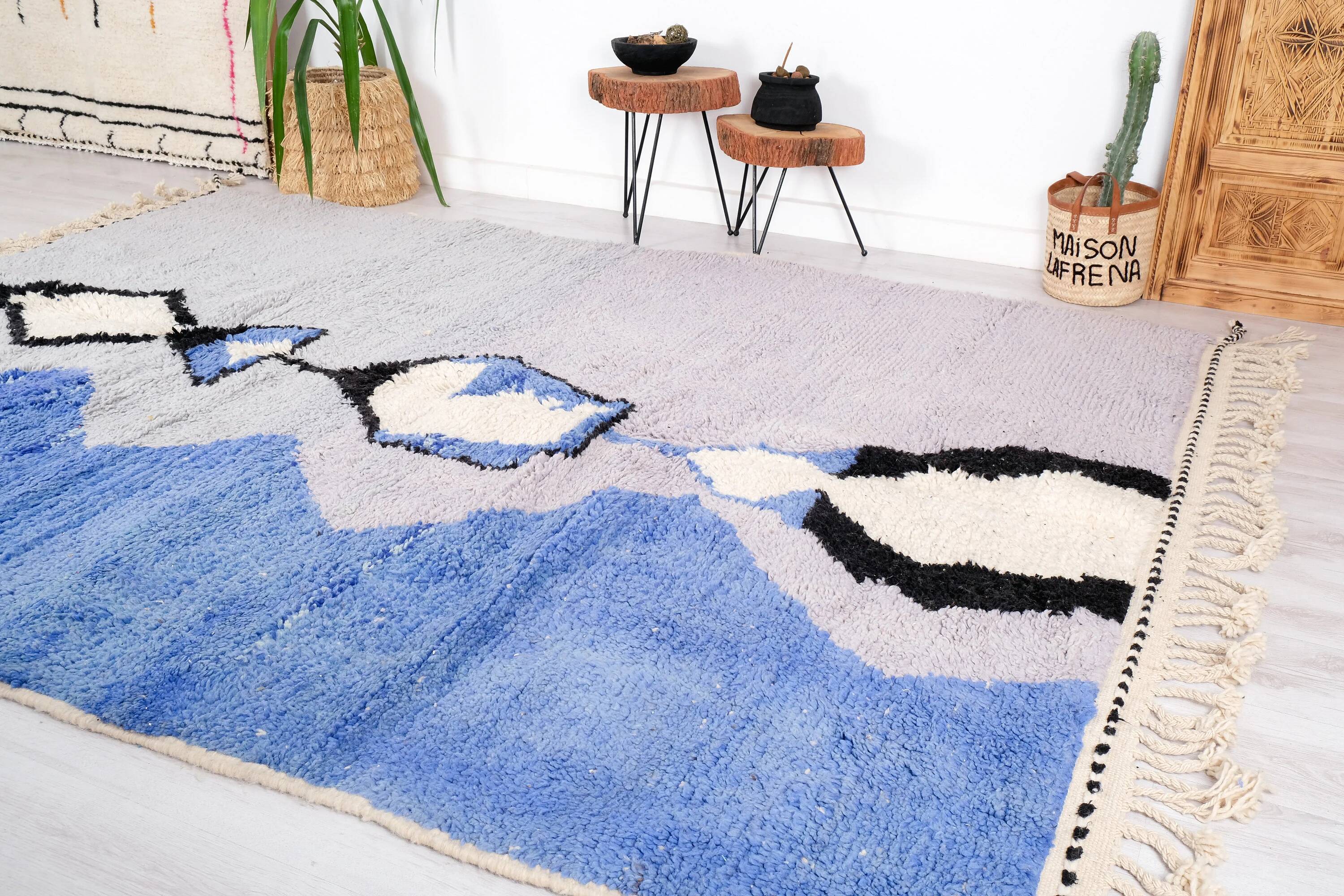 Unique handmade Berber rug 3x2 m