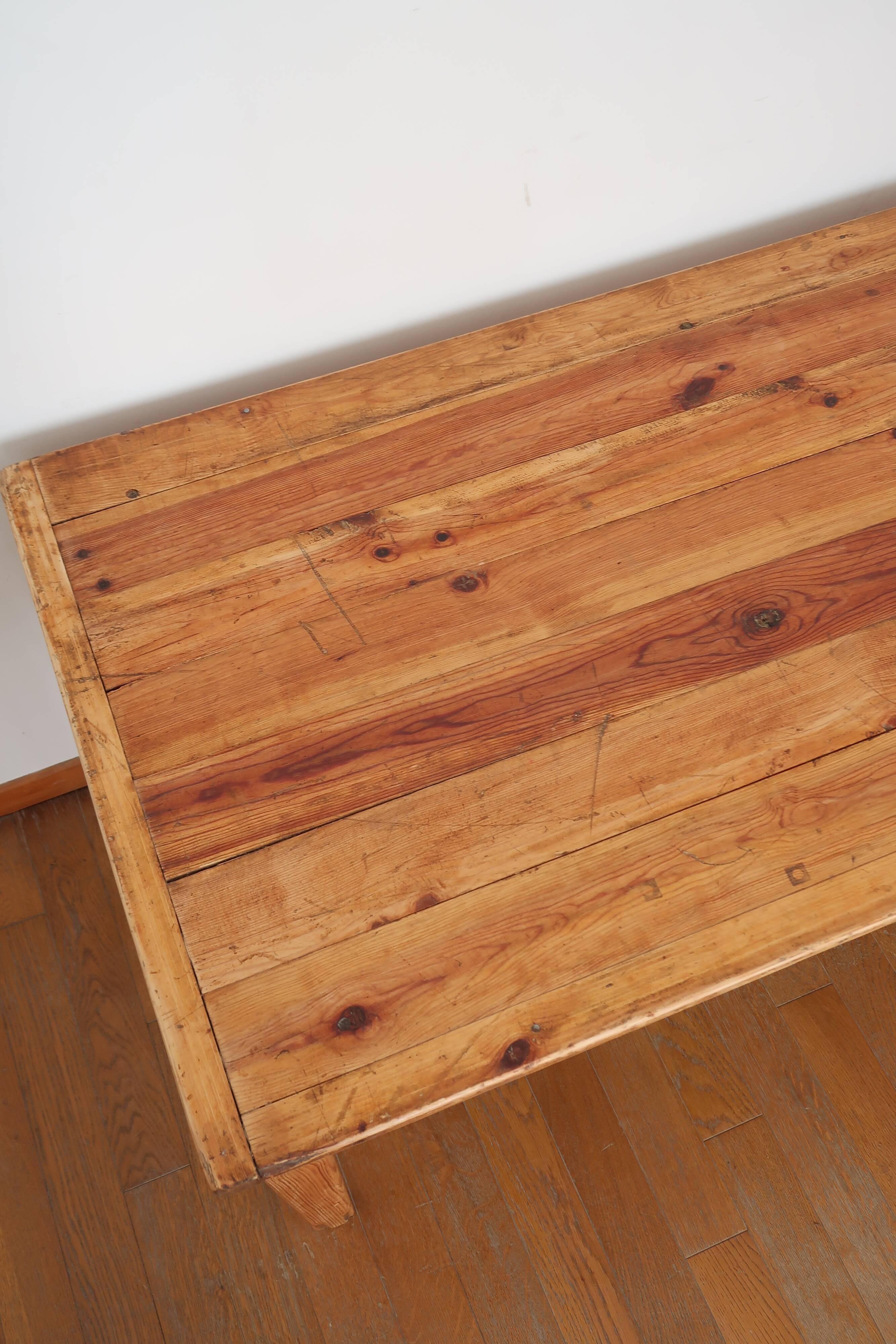 Light farmhouse table