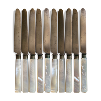 Mother-of-pearl knife