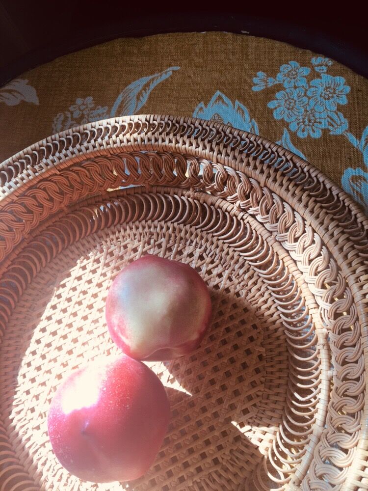 Braided straw basket