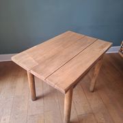 Table d'appoint brutaliste