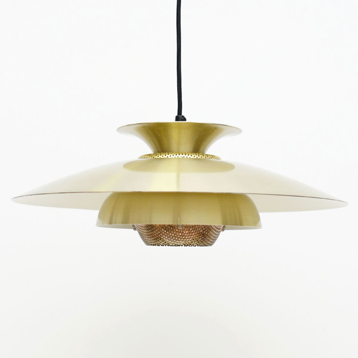 Suspension danoise « Massive » en laiton doré 1960