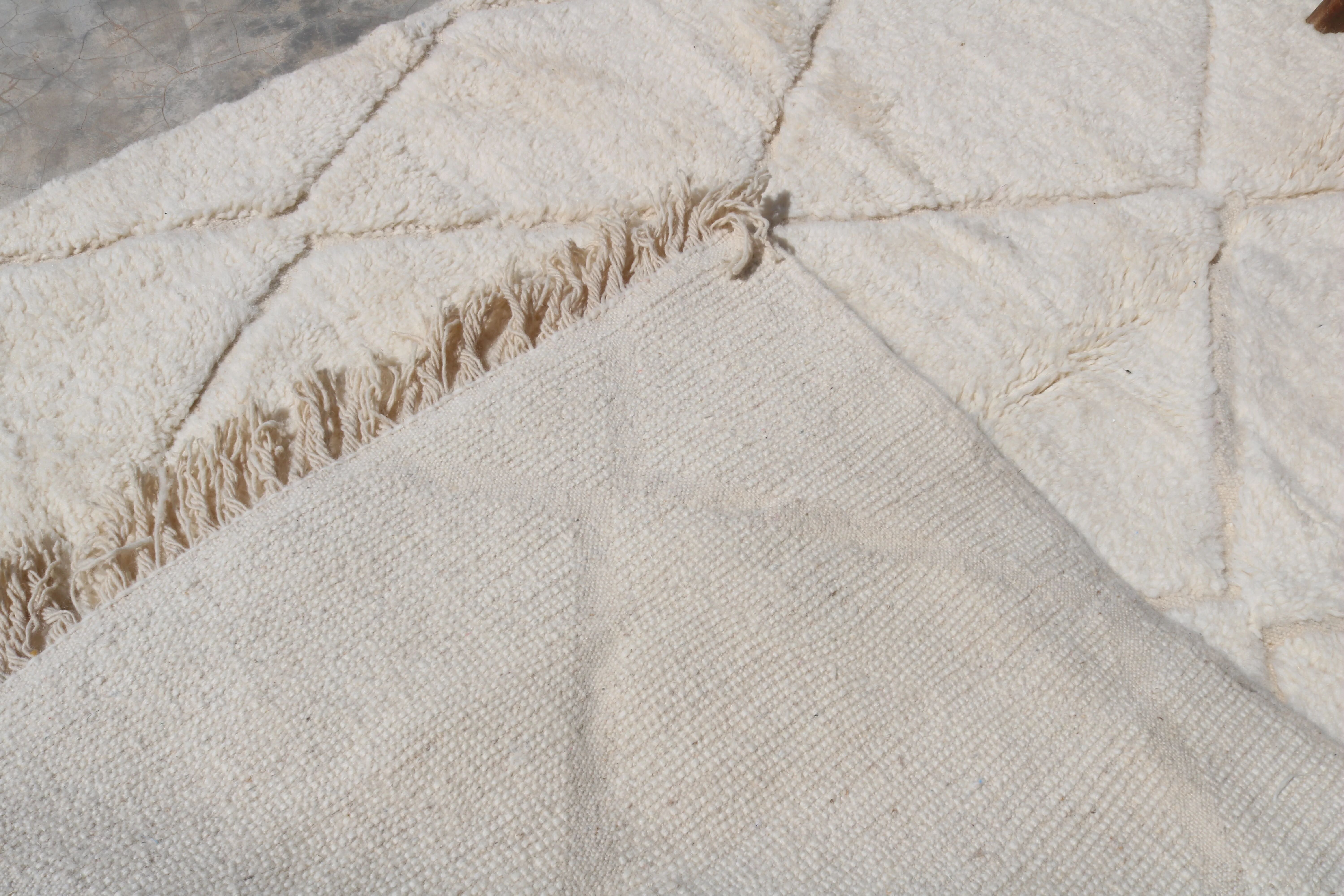 Beni Ouarain rug, 250 x 160 cm - AZ832