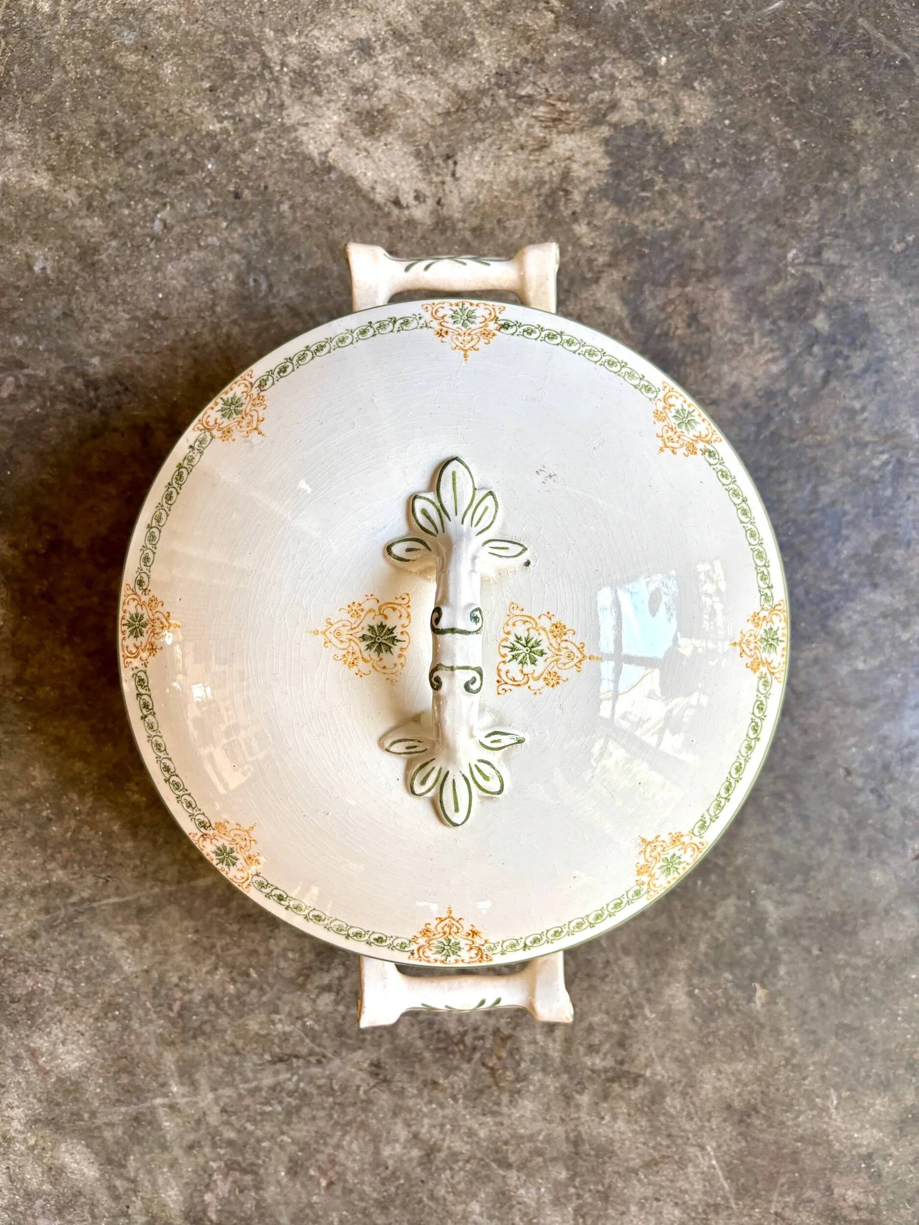 Longwy ironware soup tureen, "Longpré" service