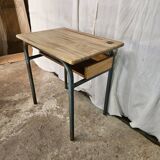 Bureau d'écolier 1960 avec casier
