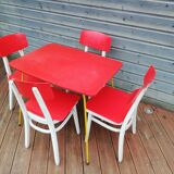 Set of 4 chairs and a vintage table, 70s