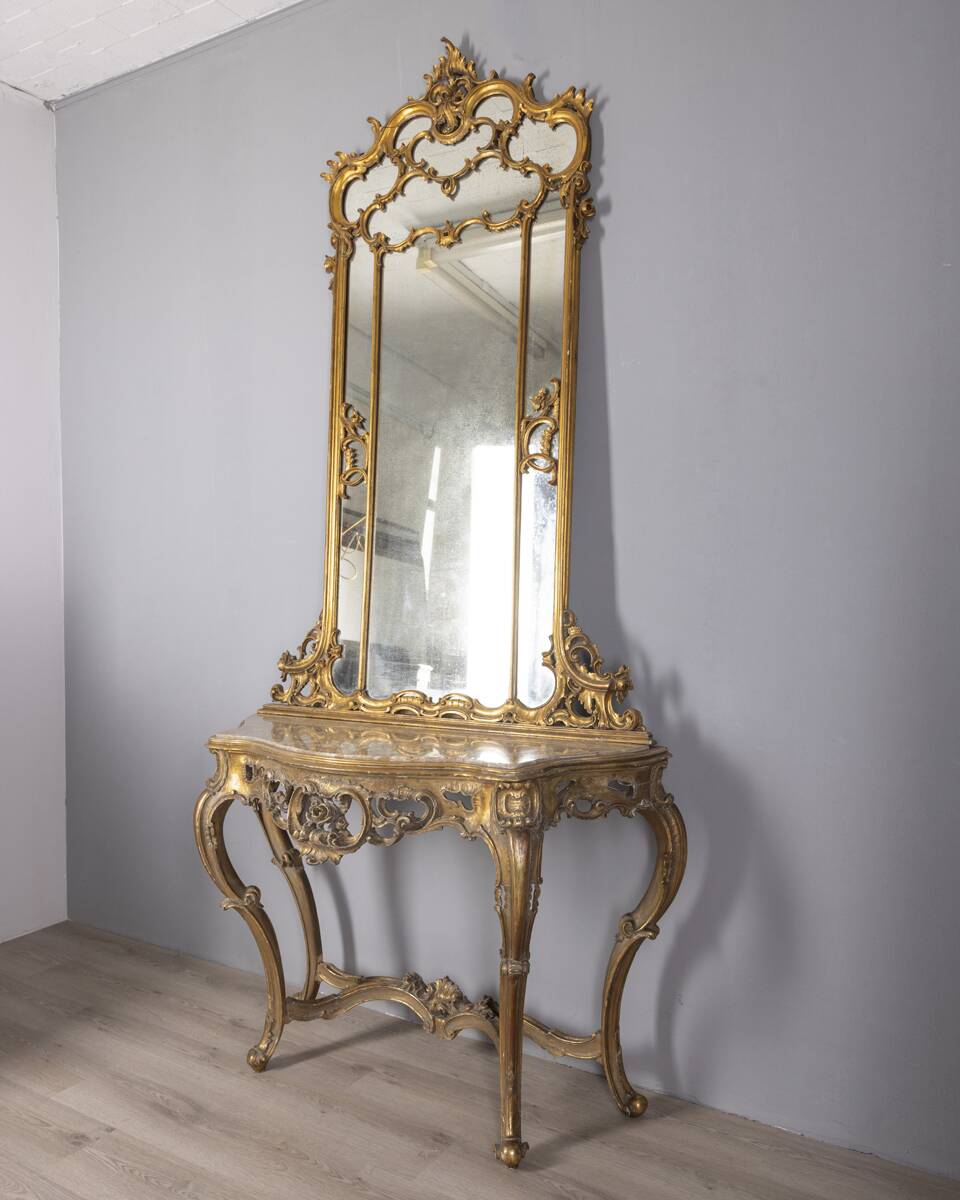 Antique classic console in wood decorated with mirror from the late 19th