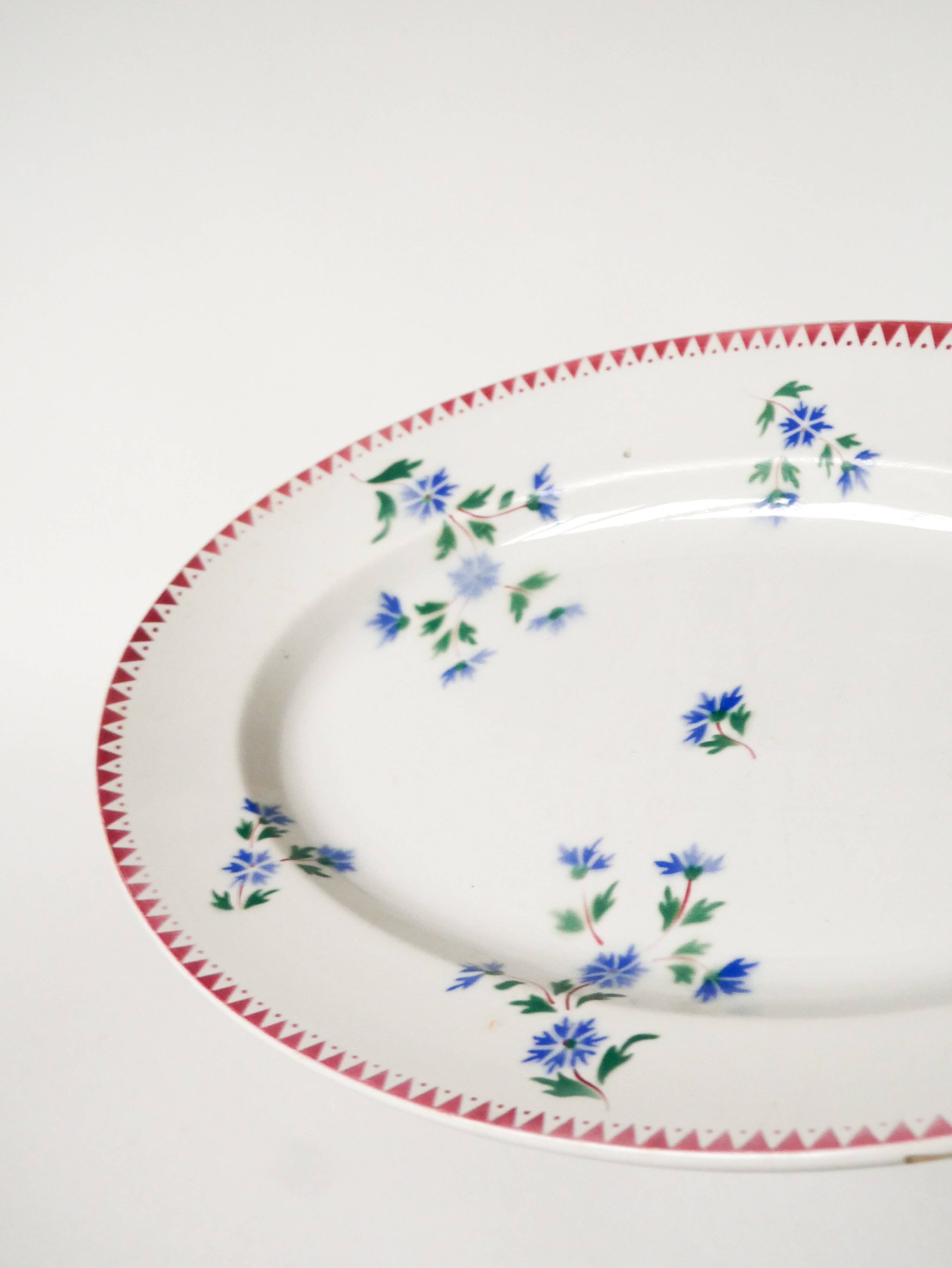 Oval platter from Sarreguemines, Gilbert pattern, early 20th century