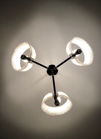 Lustre 3 feux en perspex des années 60