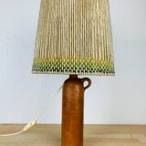 Corded stoneware lamp of wool