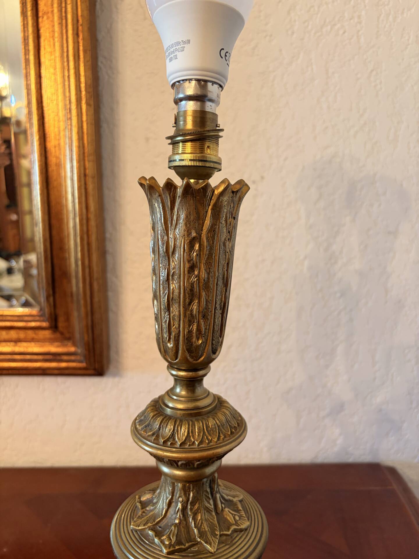 Bronze lamp base