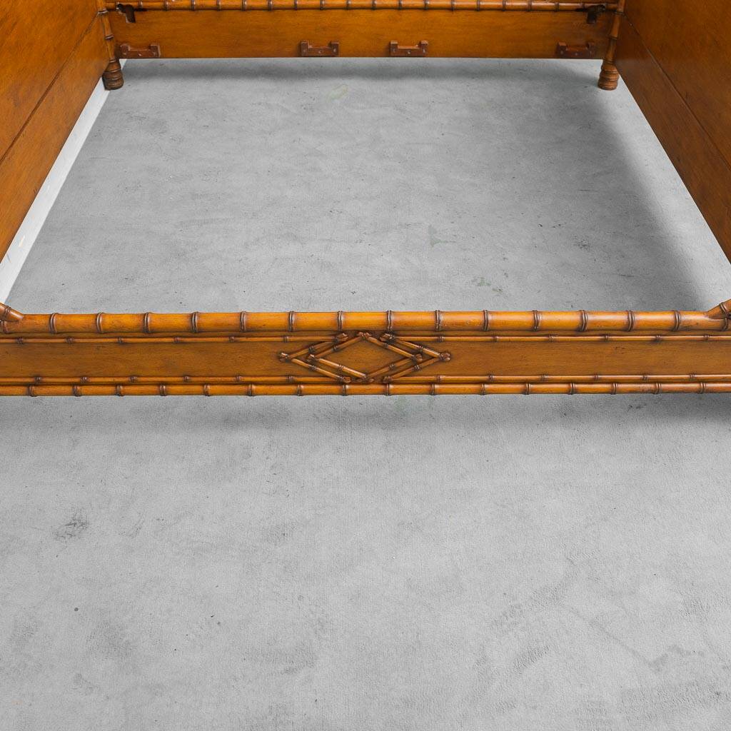 Vintage double bed in bamboo-style wood – Italian design from the 1940s