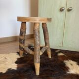 Round stool with pencil legs