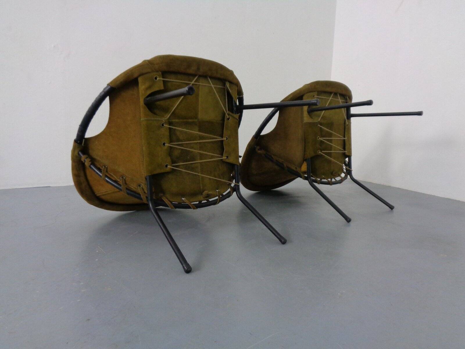 Olive Green Suede Balloon Chairs from Lusch, Germany, 1960s, Set of 2