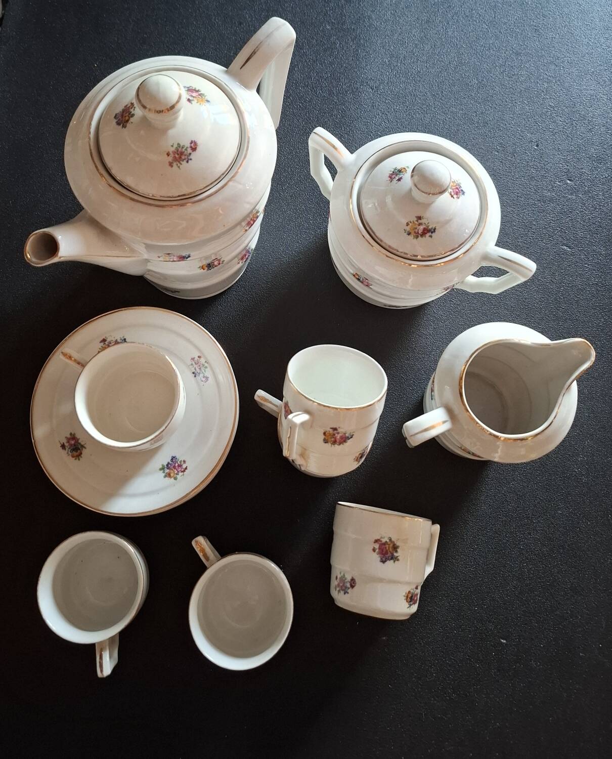 Porcelain coffee service