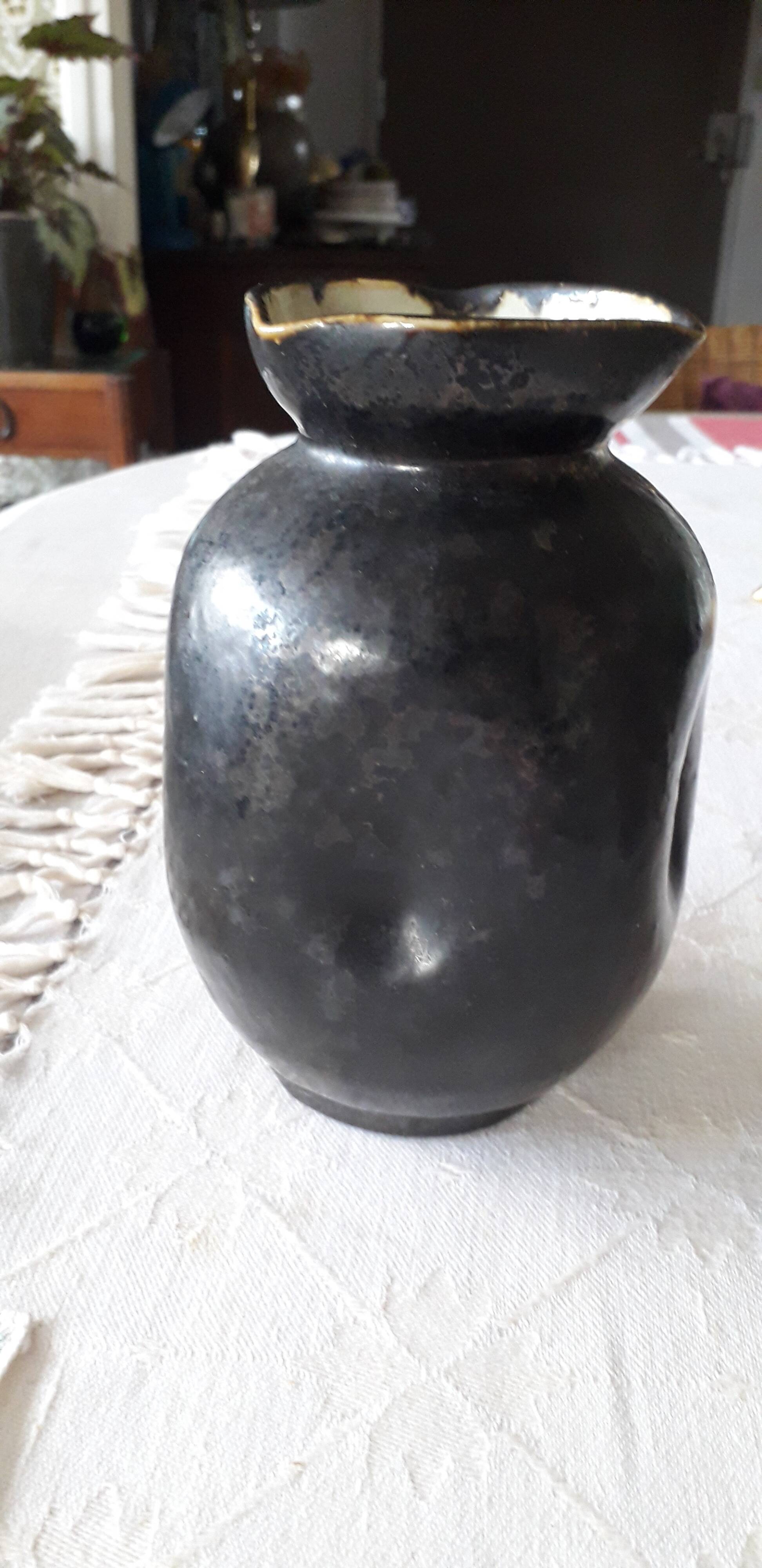 Vase ancien en céramique de Warluis