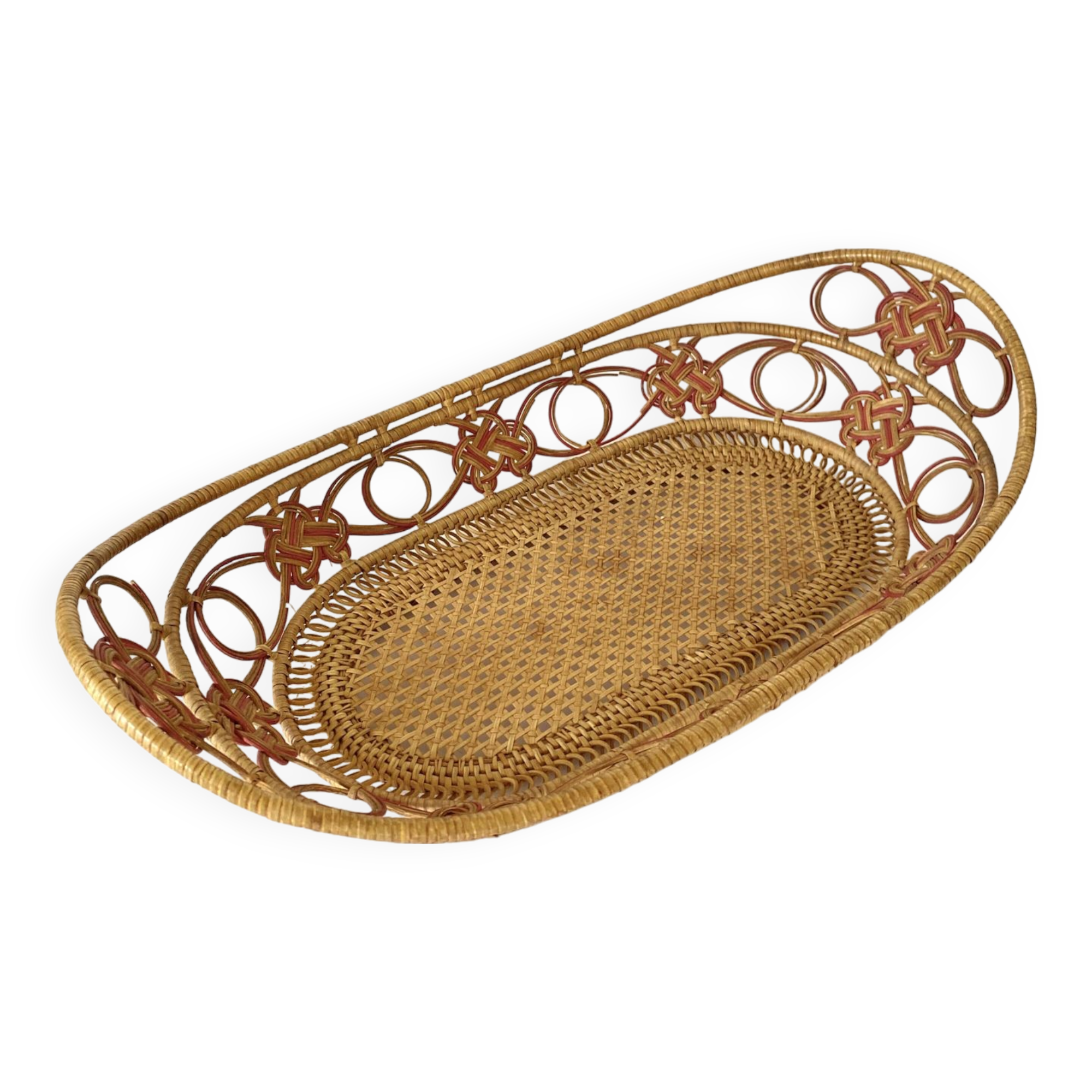 Basket of woven straws, 1900s