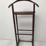 Double porticoed valet 60-70s