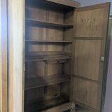 Grande armoire en bois naturel