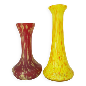Ensemble de deux vases en verre marmoréen