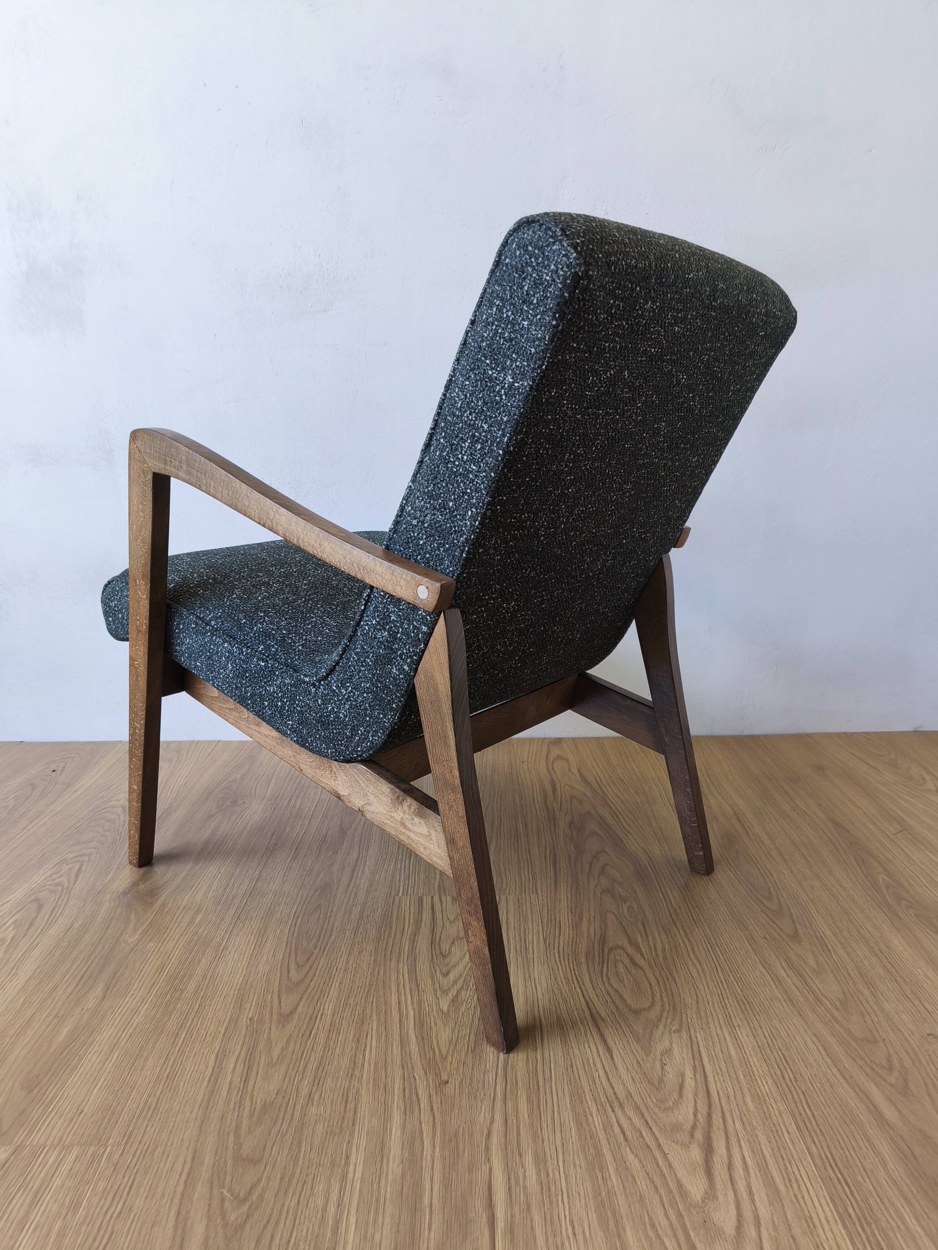 Fauteuil design type 300-138 Pologne années 70.