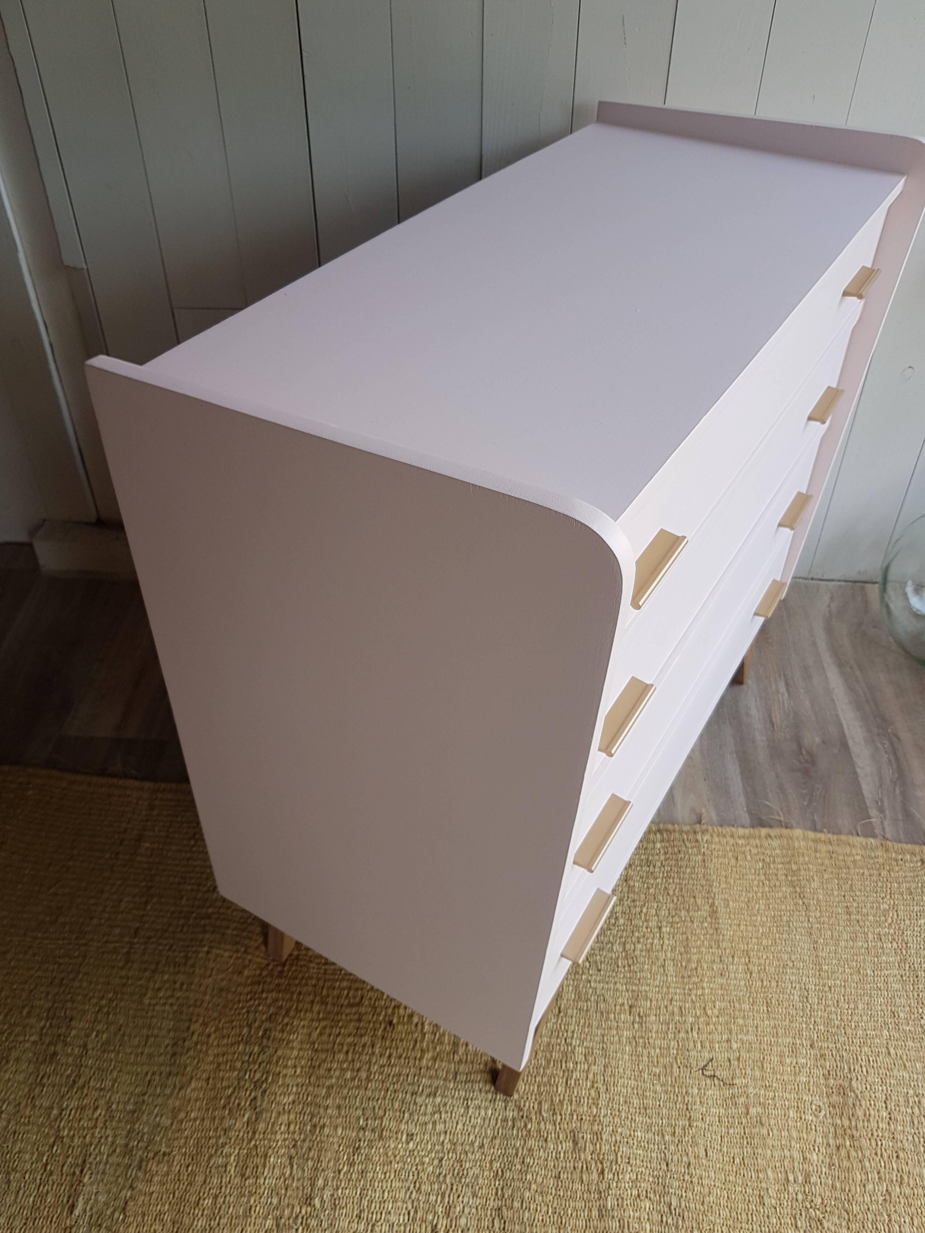 Commode vintage grand format rénovée