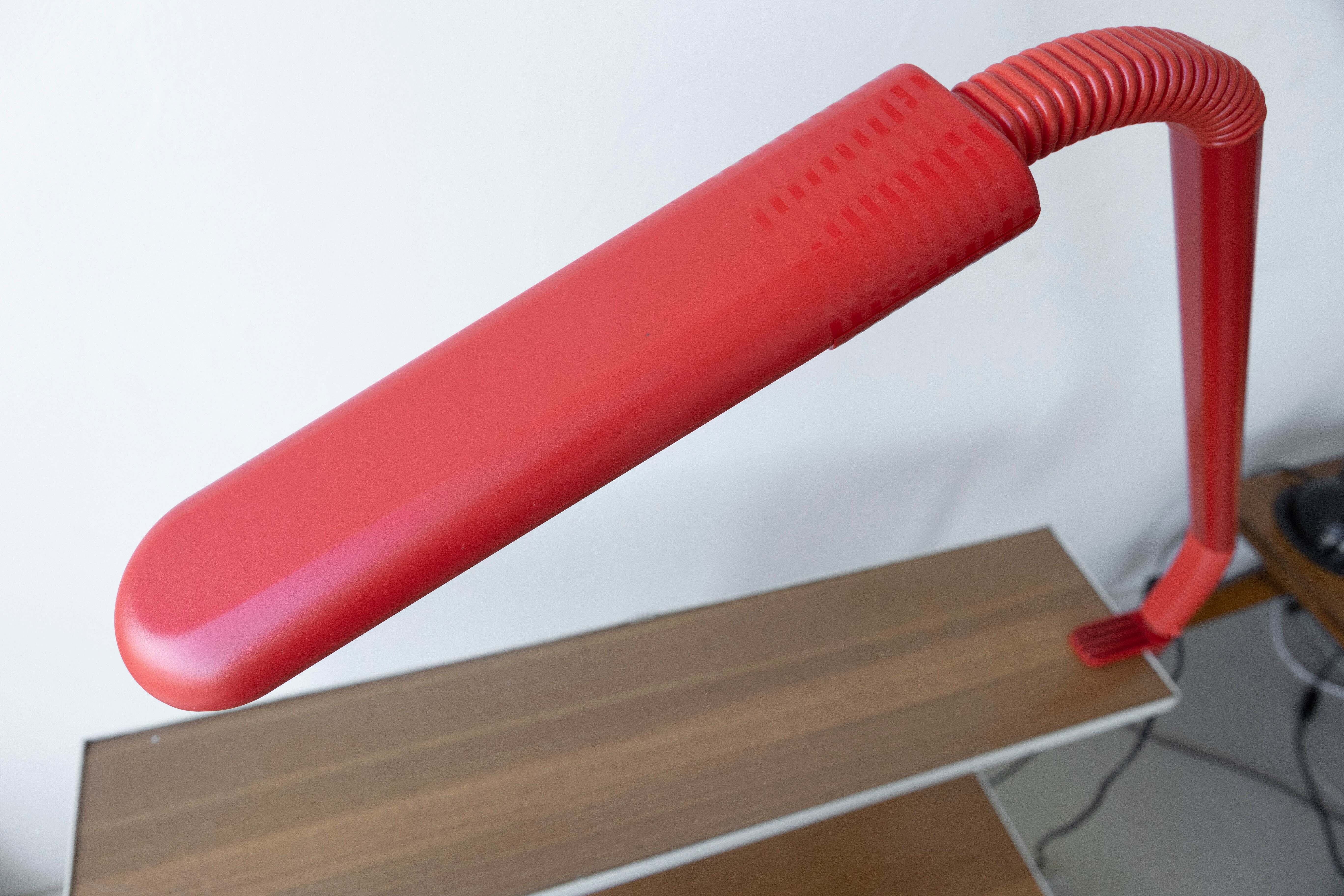 Lamp Scoop de Manade new box origin, red, on vice, 80s