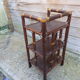 Meuble étagère en rotin vintage