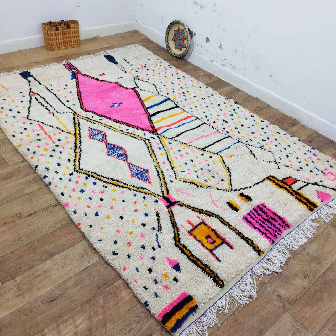 Azilal Berber rug in handmade wool 290 X 200 CM