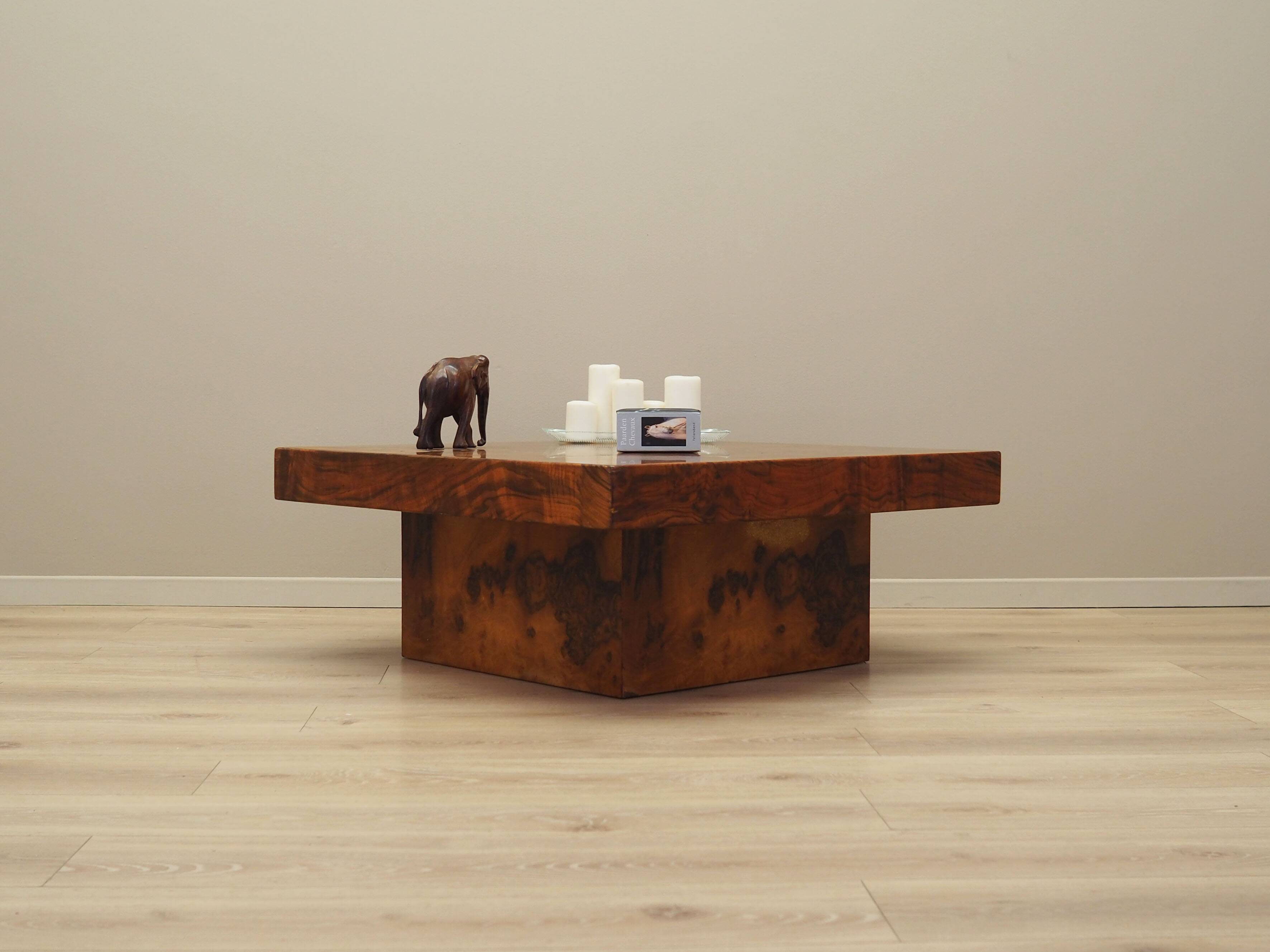Walnut coffee table, Danish design, 1960s, production: Denmark