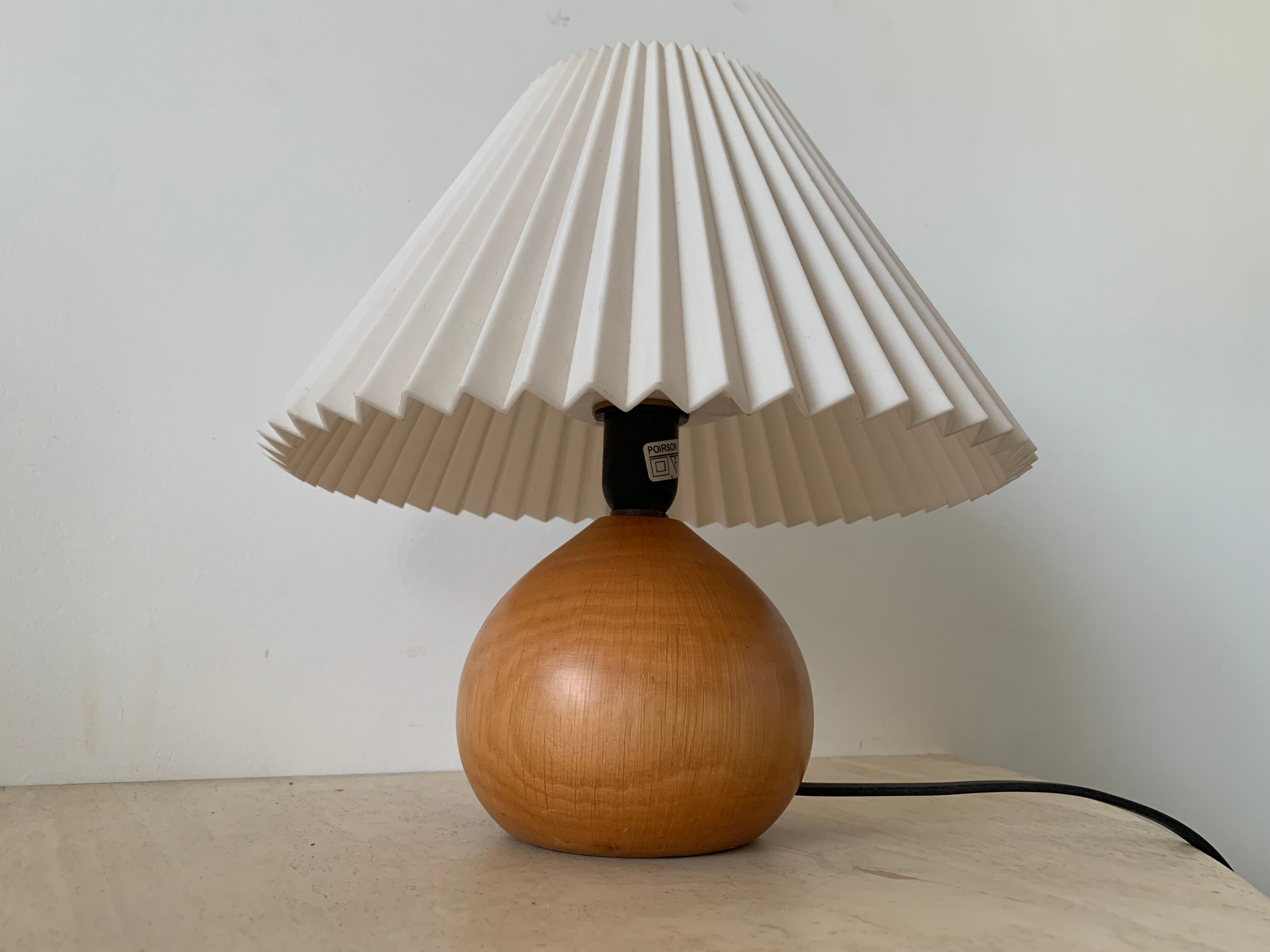 Solid wood bedside lamp
