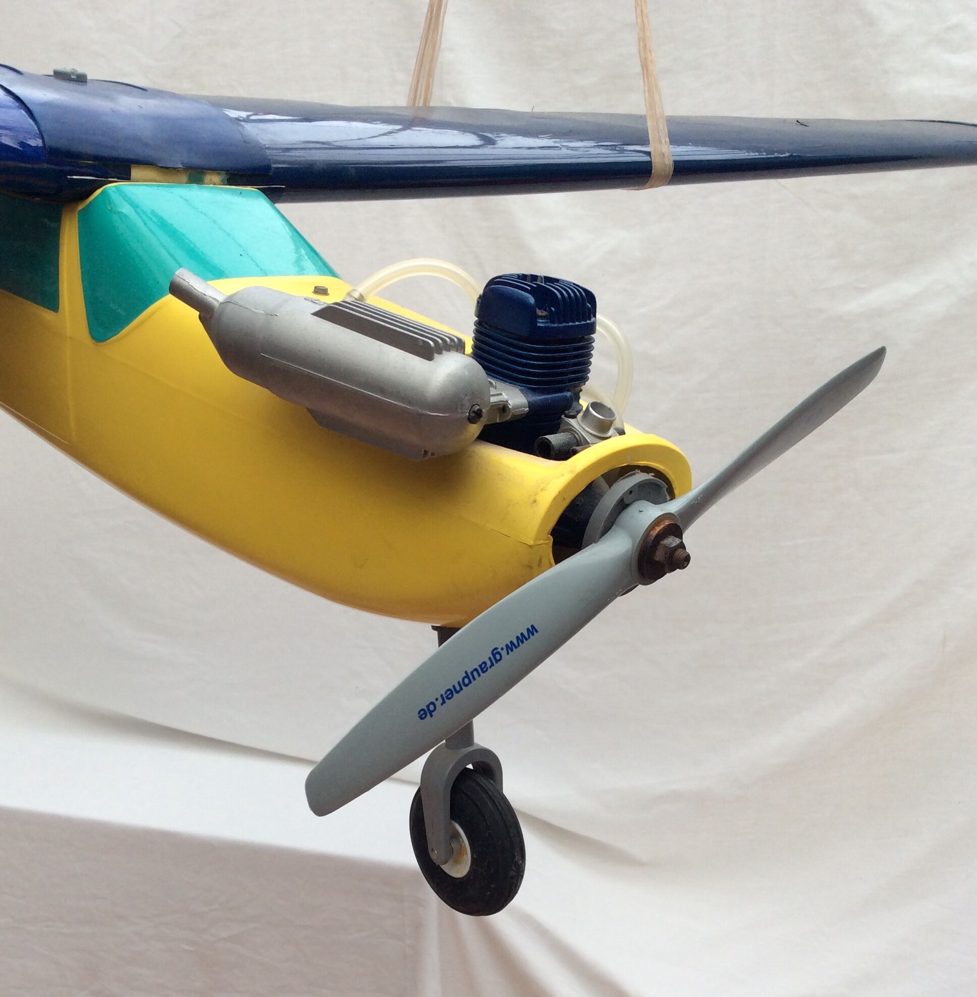 Model airplane circa 1980 years with gasoline engine in plastic dimension H-25cm- L-105- Pr-170