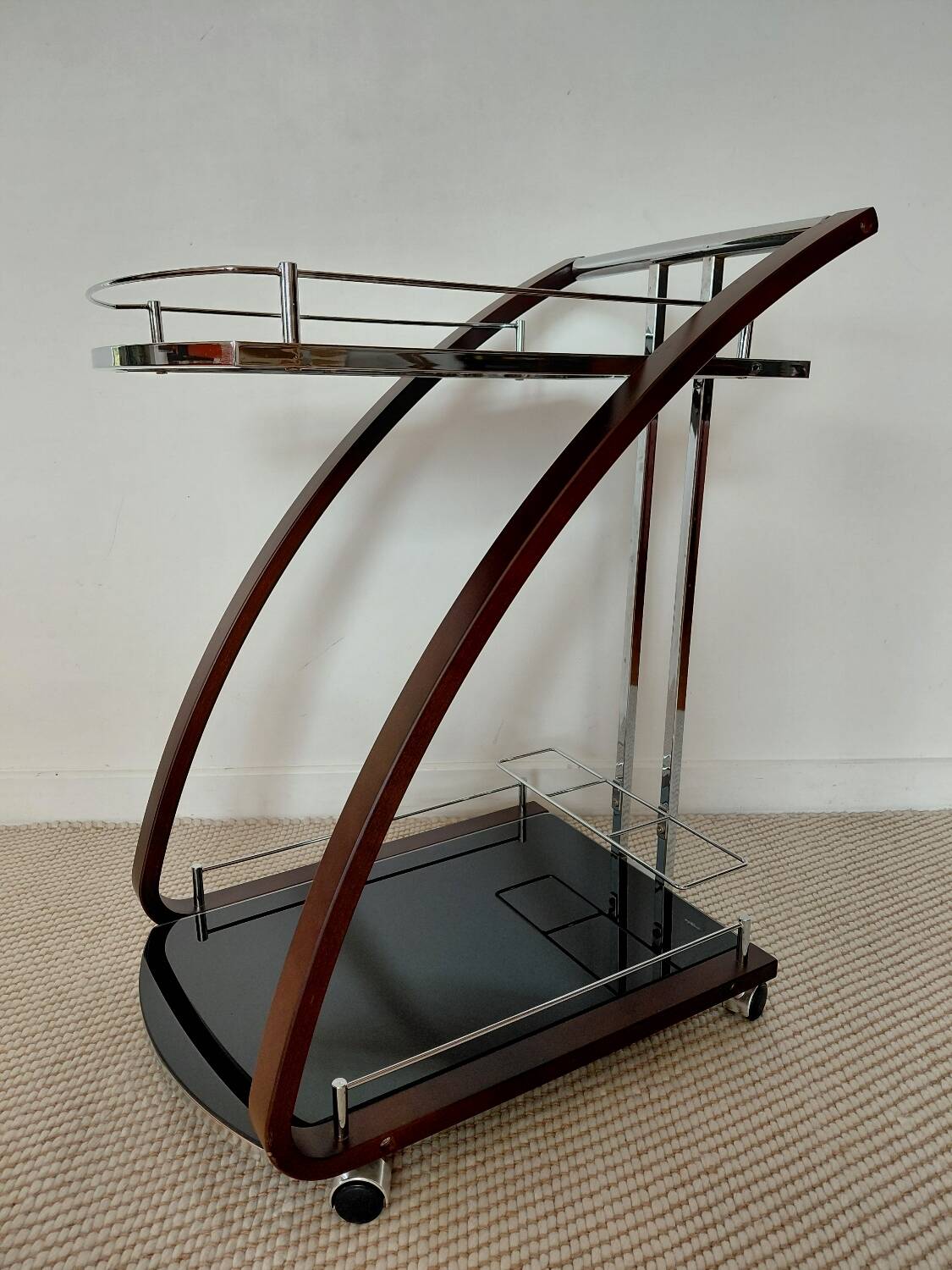 "Z-Shape" vintage 70s dessert table, Italian design: a real favourite.